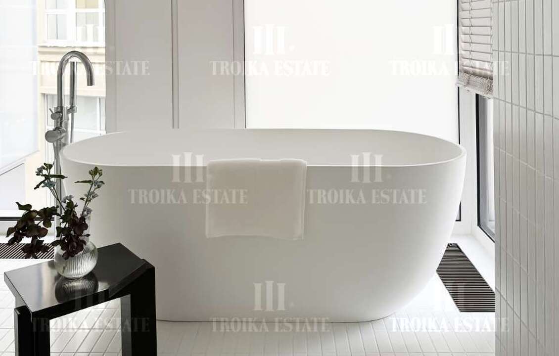 Купить  Апартаменты с отделкой Славянская площадь 2/5с1 метро Китай-город