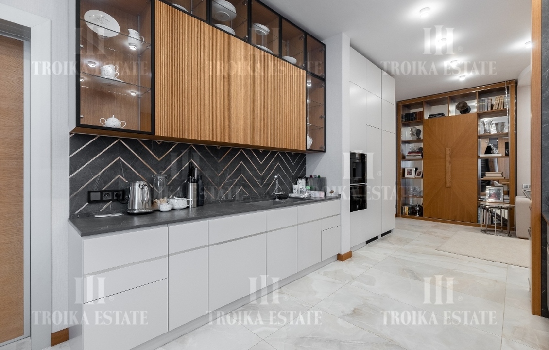 Купить  Квартиру с отделкой Удальцова ул. 85к4 метро Проспект Вернадского