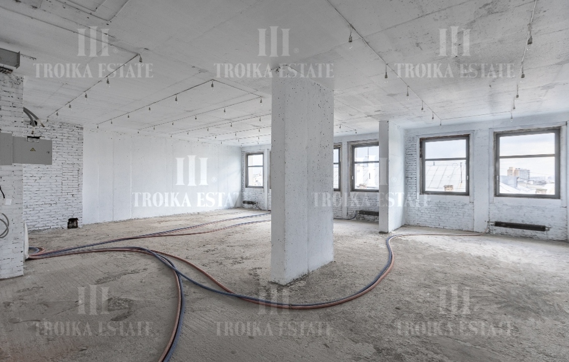 Купить  Квартиру без отделки Казарменный пер-к 3 метро Чистые пруды