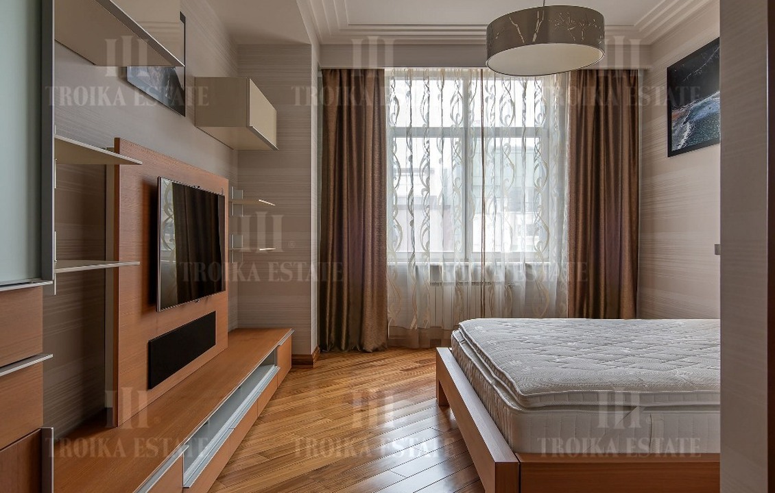 Купить  Квартиру с отделкой Барыковский пер-к 6 метро Кропоткинская