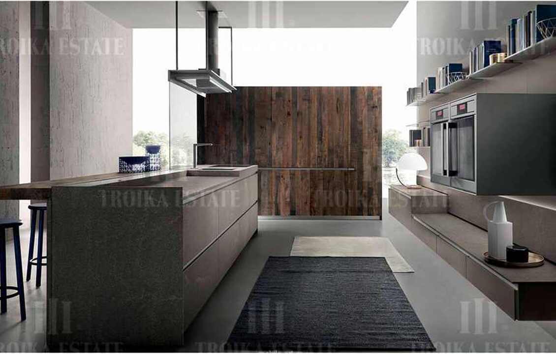 Купить  Пентхаус без отделки Ефремова ул, 10с1к4/5 метро Спортивная