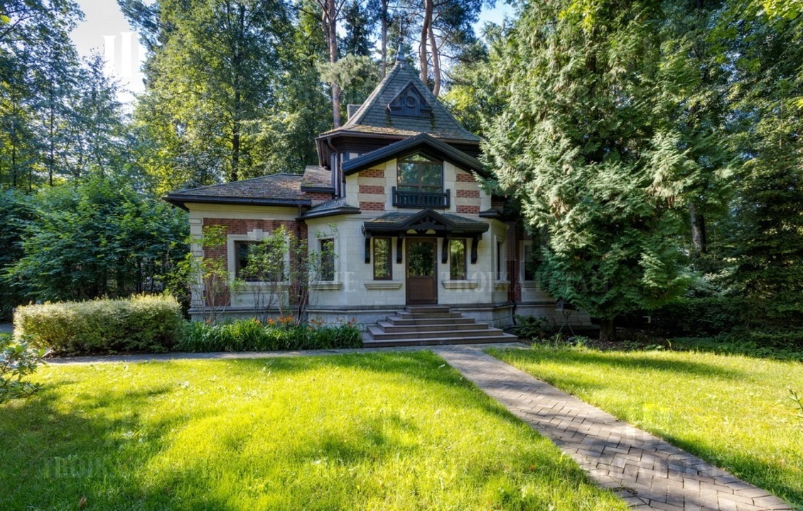 КупитьКоттедж
с отделкойДовиль 9 км метро 