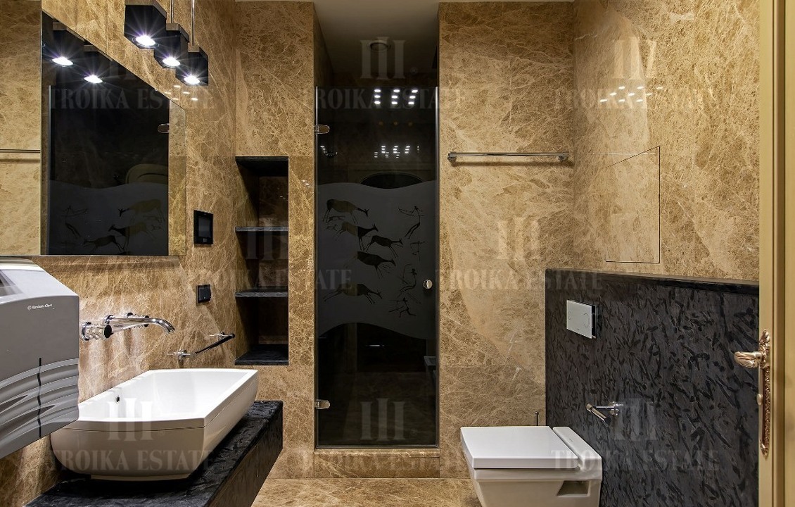 Купить  Квартиру с отделкой Барыковский пер-к 6 метро Кропоткинская