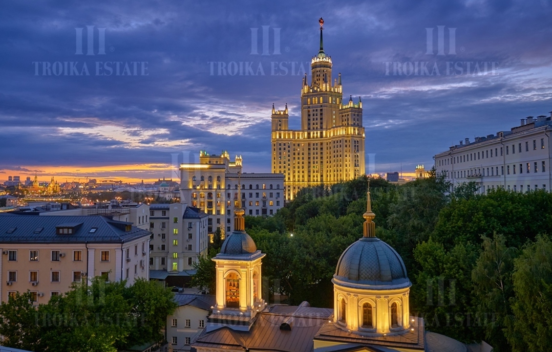 Купить  Квартиру без отделки Котельническая наб. 21 метро Таганская