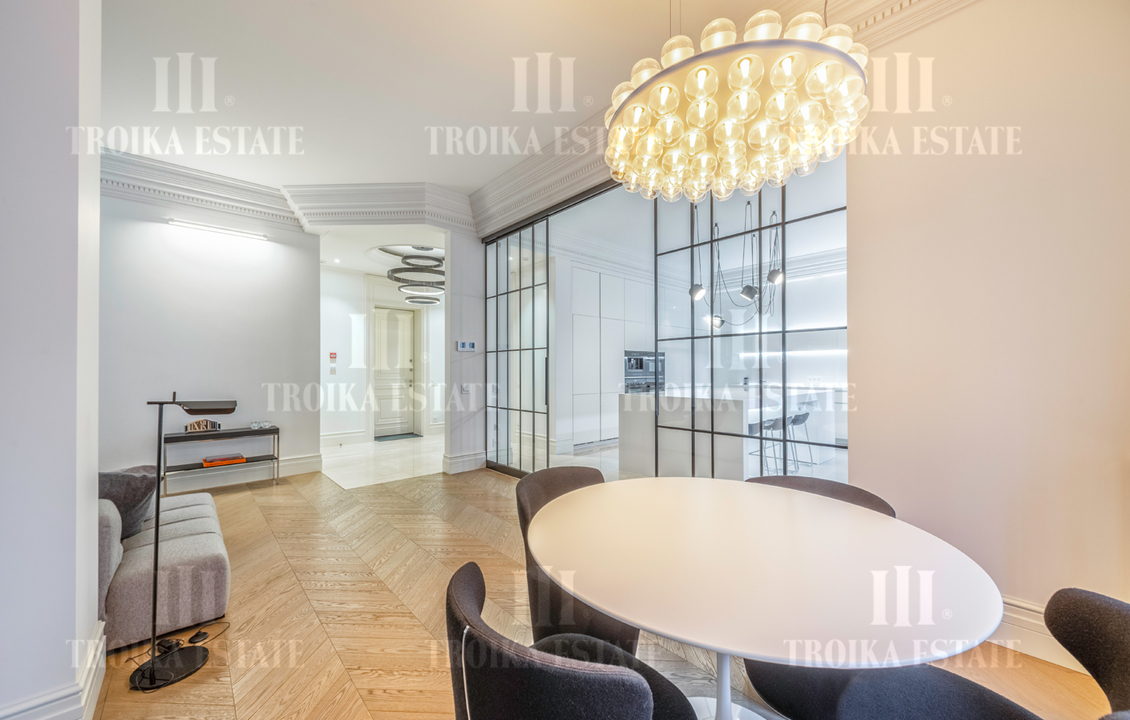 Купить  Квартиру с отделкой Нащокинский пер-к 7 метро Кропоткинская