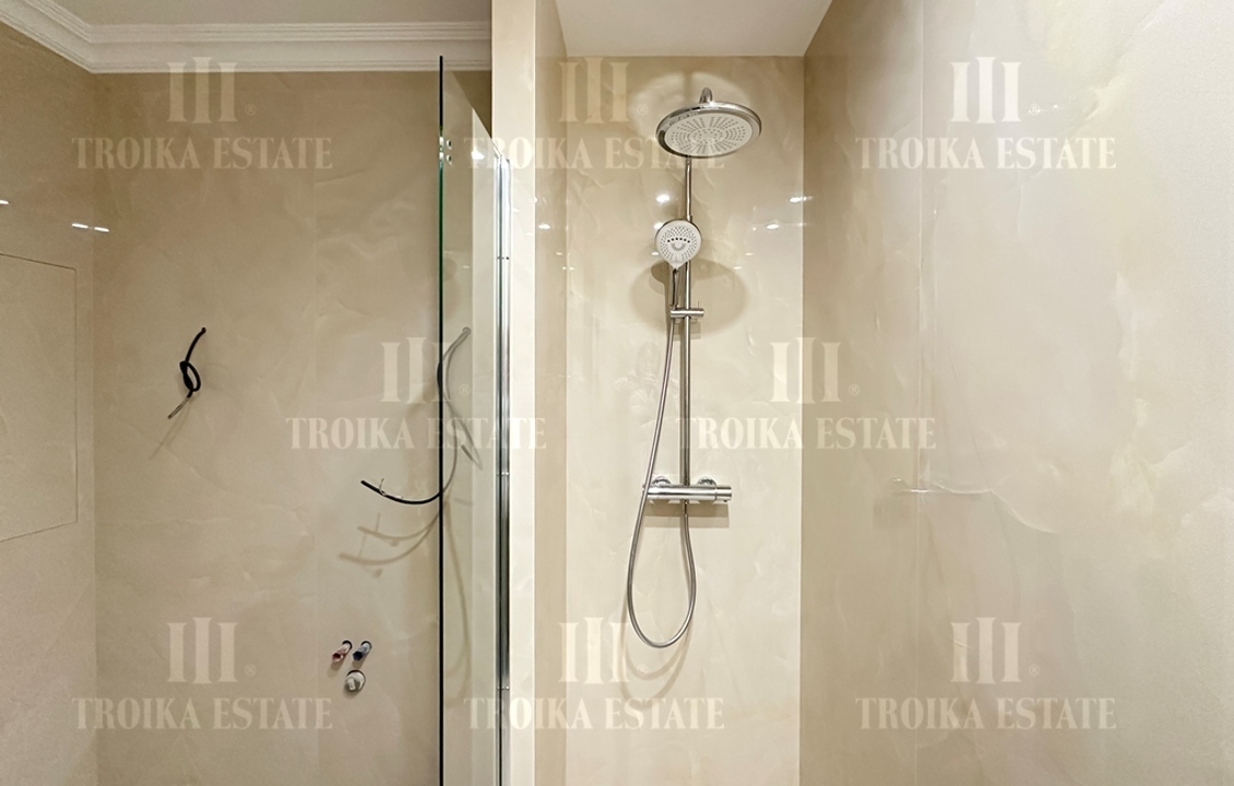 Купить  Квартиру с отделкой Сеченовский пер-к 3 метро Кропоткинская