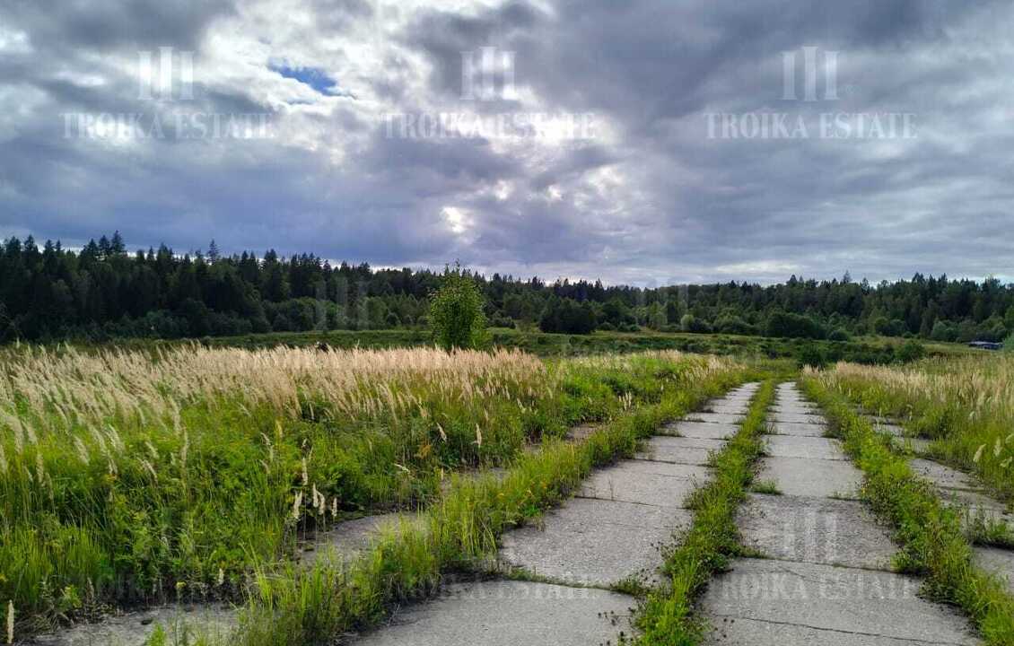 КупитьУчасток
без отделкиУчасток под Звенигородом 23 км метро 