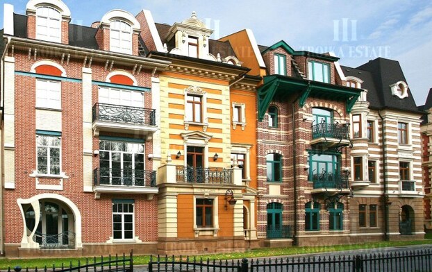 Купить  Таунхаус с отделкой Минское 9км от МКАД