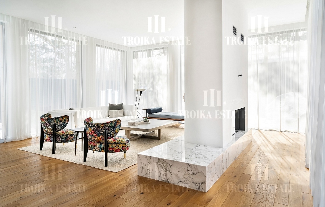 КупитьКоттедж
с отделкойДНП Липки 10 км метро 