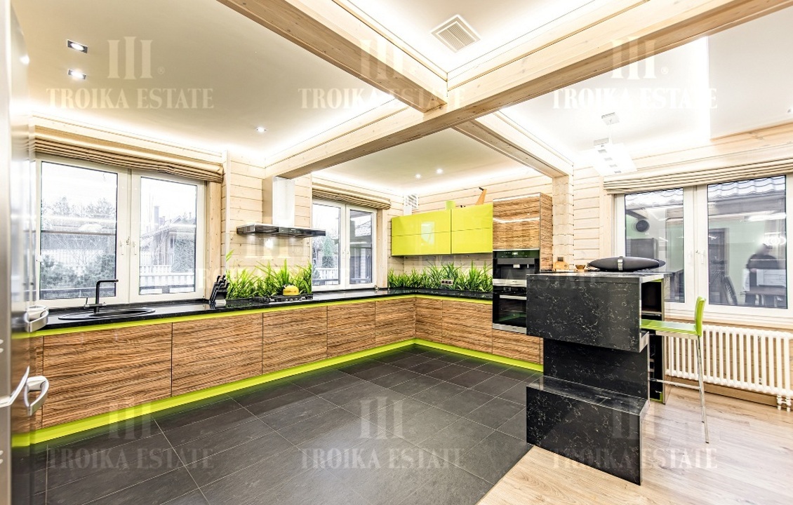 КупитьКоттедж
с отделкойДуханино метро 