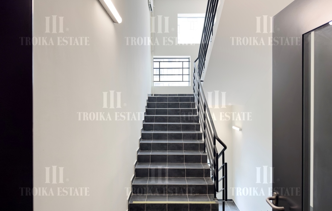 Купить  Квартиру без отделки Шмитовский пр-д 39к6 метро Шелепиха