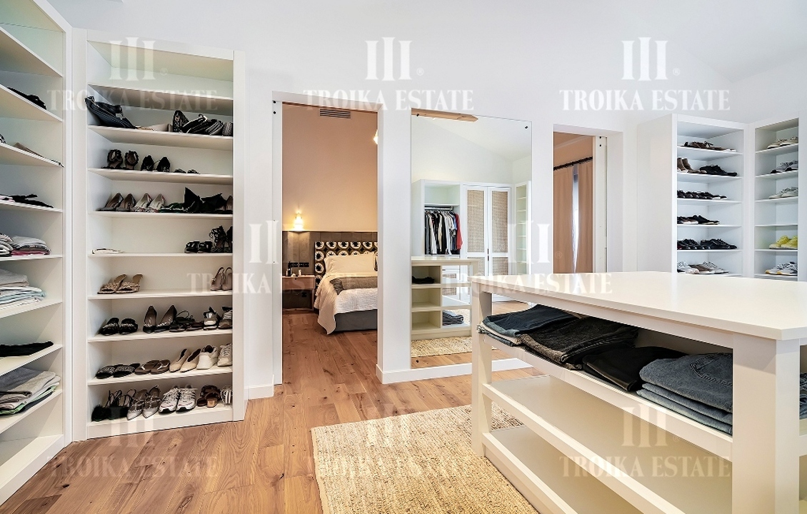 КупитьКоттедж
с отделкойДНП Липки 10 км метро 