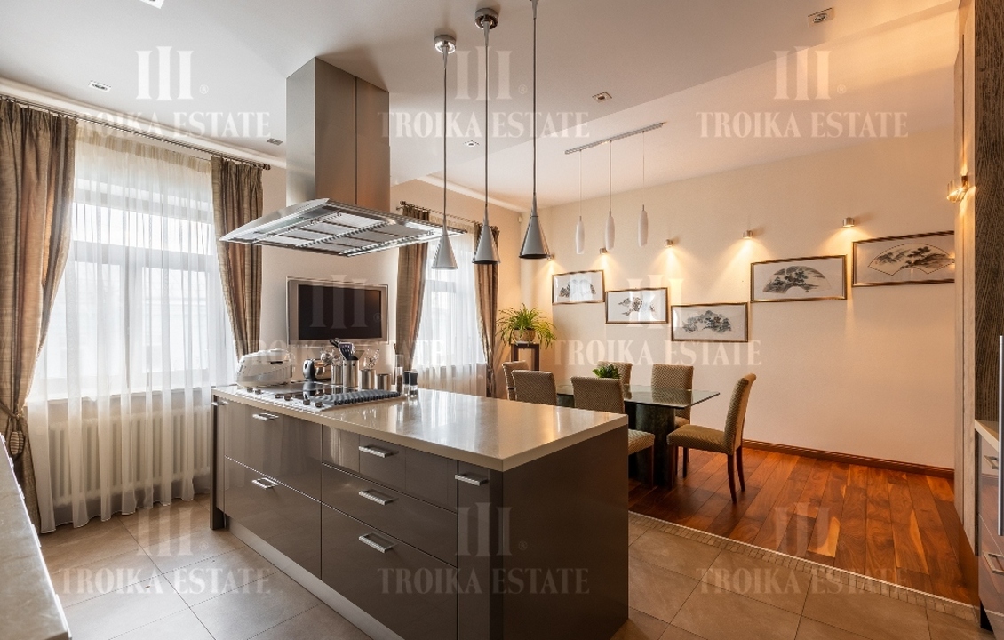 Купить  Квартиру с отделкой Нащокинский пер-к 16 метро Кропоткинская