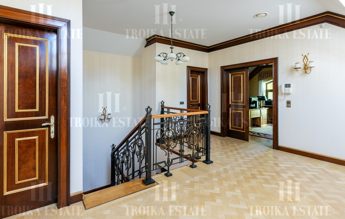 КупитьКоттедж
с отделкойНиколино 23 км метро 