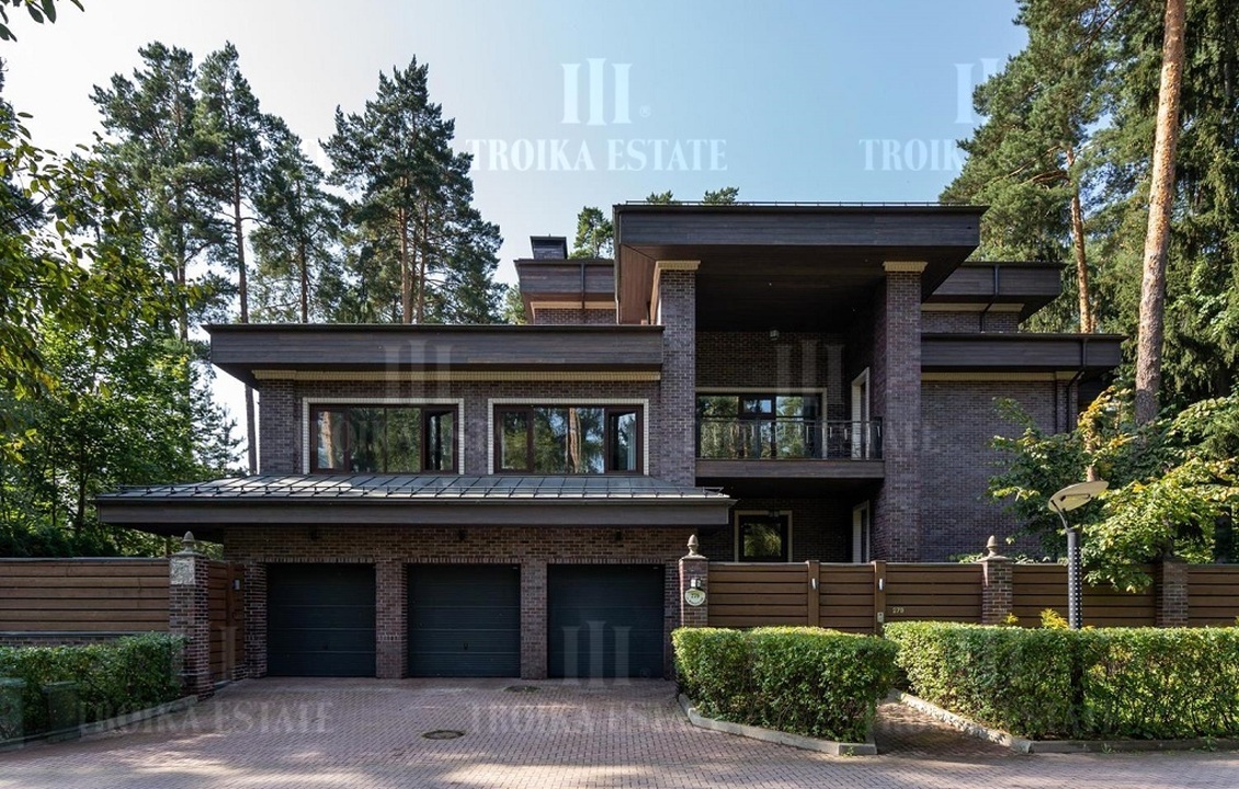 КупитьКоттедж
с отделкойСосновый Бор 18 км. метро 