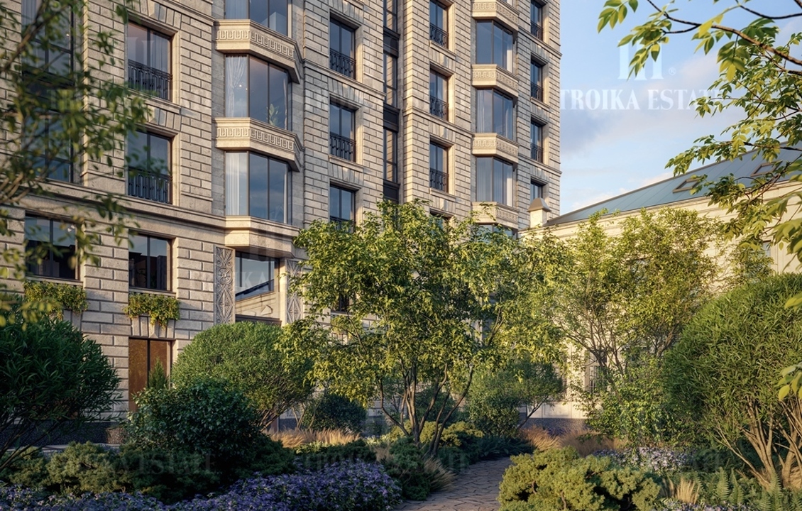 Купить  Квартиру без отделки 1-й Тружеников пер-к 12 метро Фрунзенская