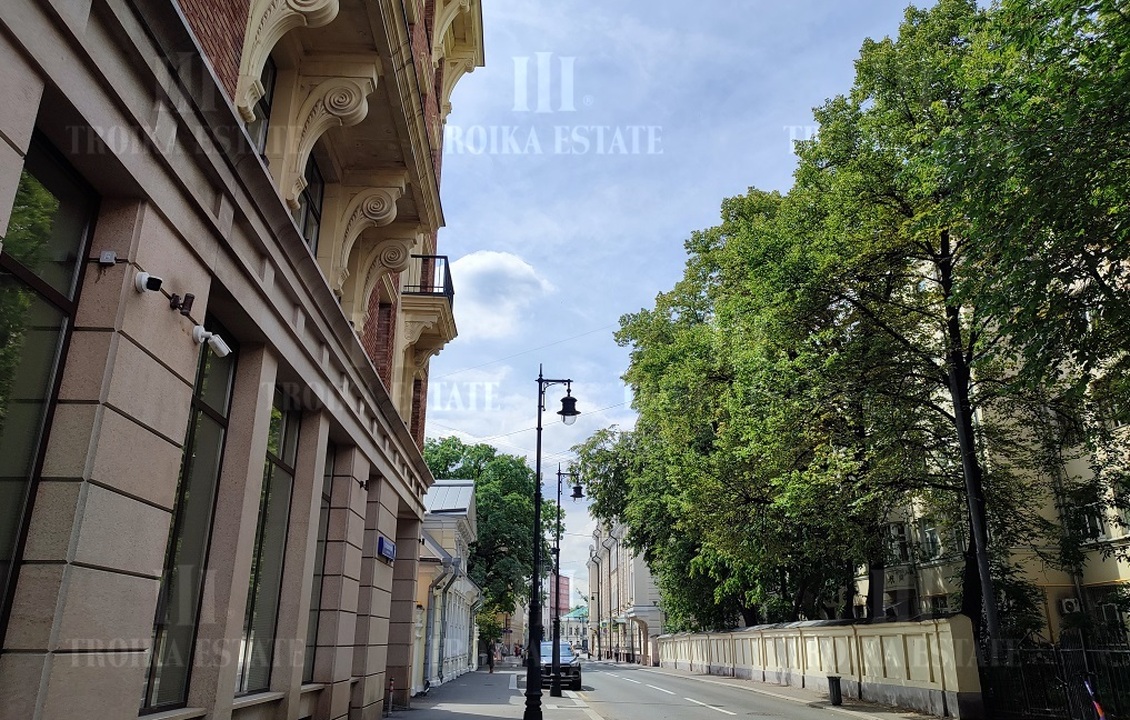 Купить  Квартиру без отделки Б. Левшинский пер-к 11 метро Смоленская