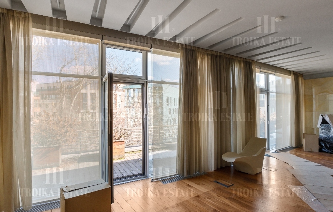 Купить  Пентхаус с отделкой Молочный пер-к 1 метро Парк культуры