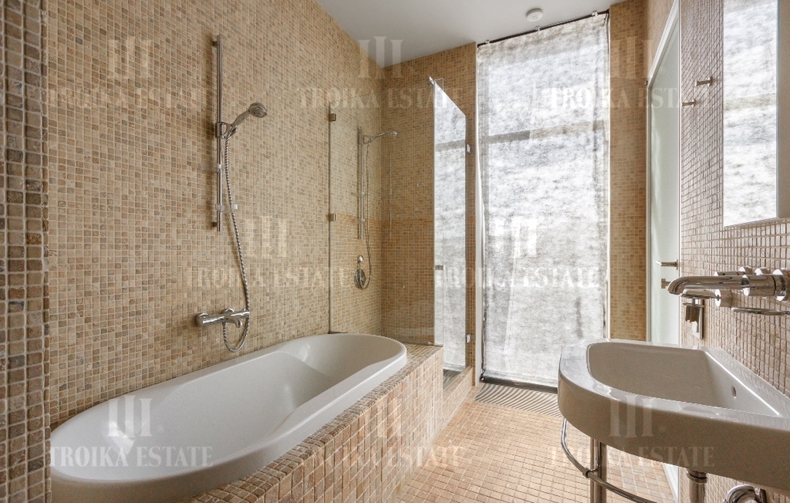 Купить  Пентхаус с отделкой Молочный пер-к 1 метро Парк культуры