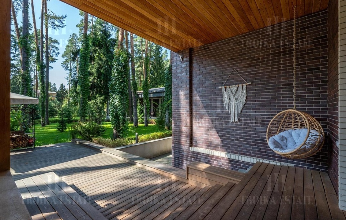 КупитьКоттедж
с отделкойСосновый Бор 18 км. метро 