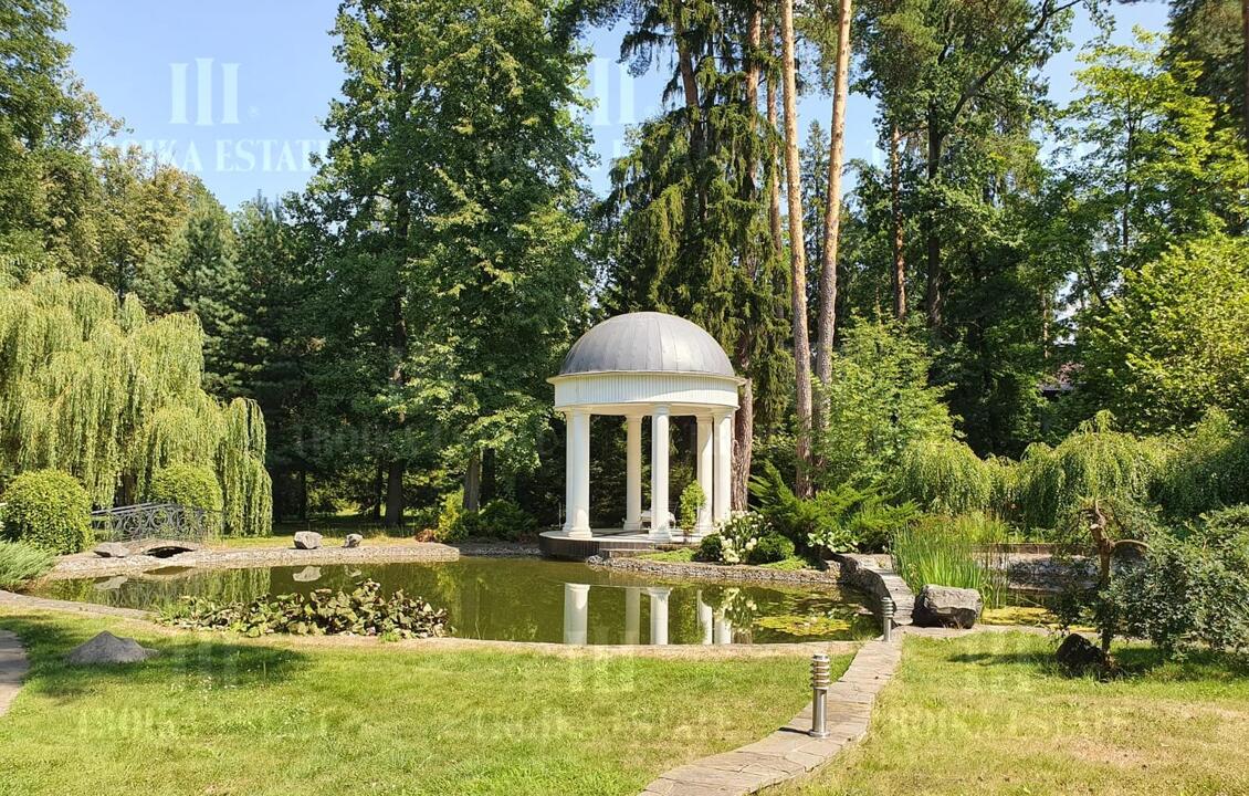 КупитьКоттедж
с отделкойГорки-1 метро 