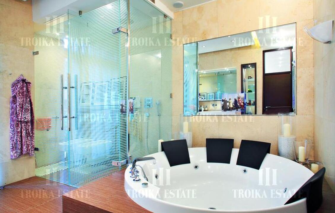 КупитьКоттедж
с отделкойГорки-21 метро 