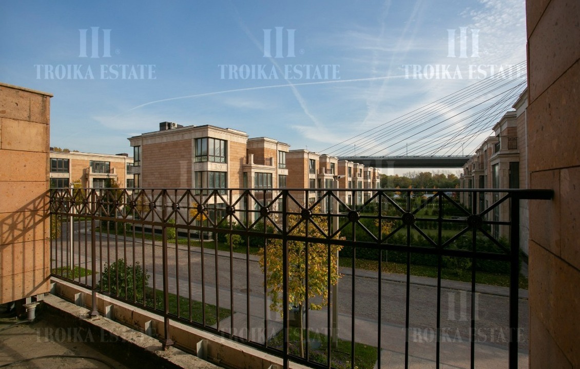 Купить  Таунхаус без отделки Таманская 3с9 метро Крылатское