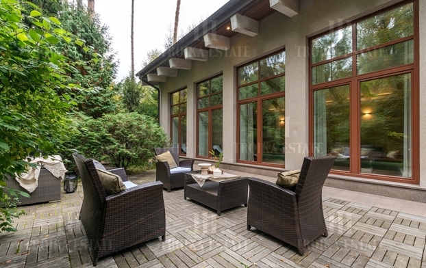 Купить  Коттедж с отделкой Рублево-Успенское 8км от МКАД