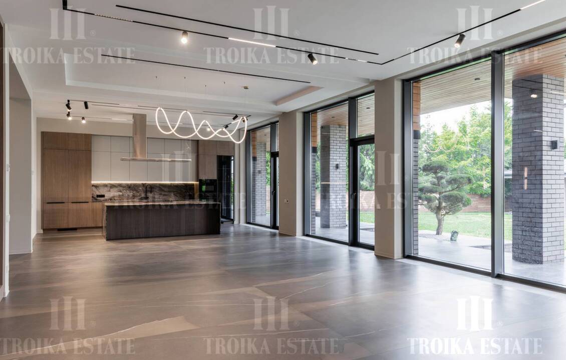 КупитьКоттедж
с отделкойНиколино 23 км метро 