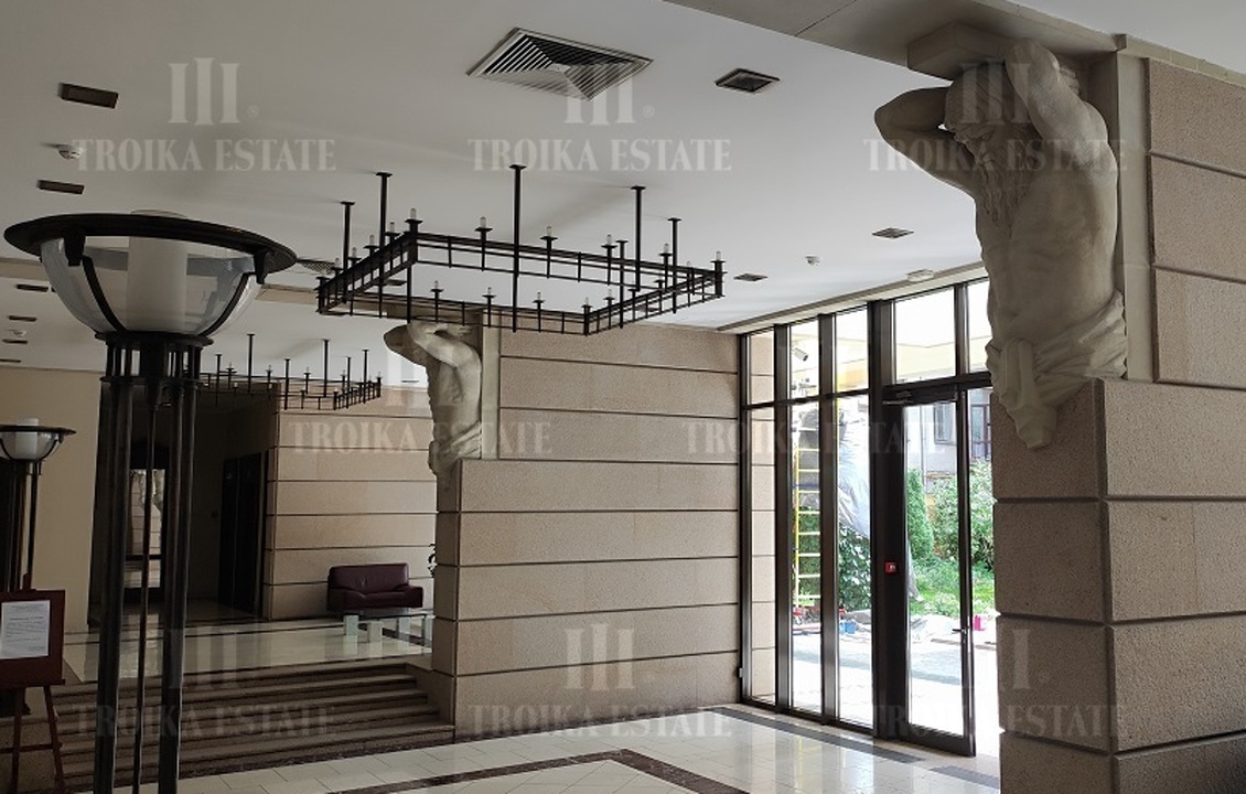 Купить  Квартиру без отделки Б. Левшинский пер-к 11 метро Смоленская