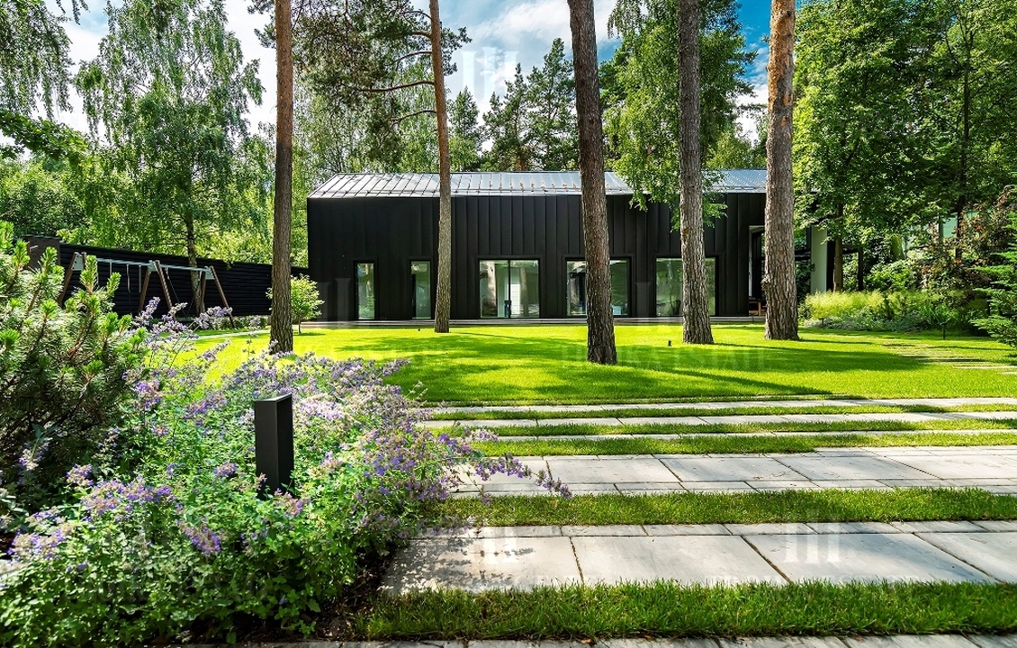 КупитьКоттедж
с отделкойДНП Липки 10 км метро 