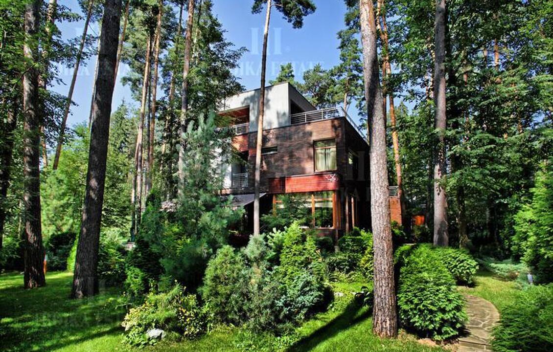 КупитьКоттедж
с отделкойГорки-21 метро 