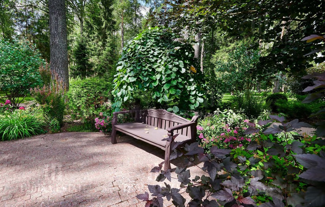 КупитьКоттедж
с отделкойАлександровка 10 км метро 