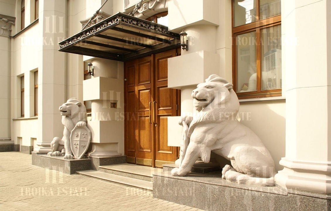 Купить  Квартиру с отделкой М. Молчановка ул 8 метро Арбатская