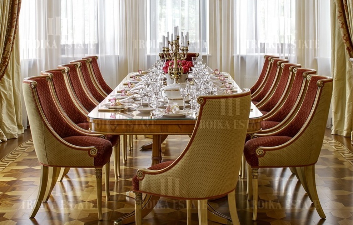 КупитьКоттедж
с отделкойАлександровка 10 км метро 