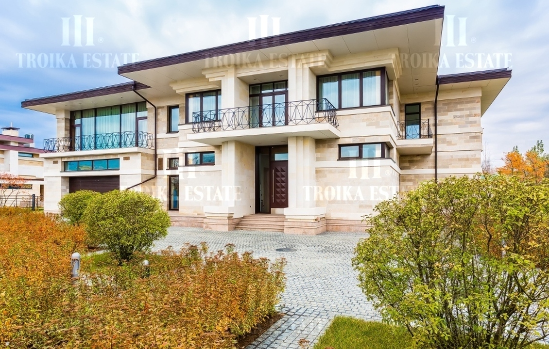 КупитьКоттедж
с отделкойЖуковка XXI  метро 