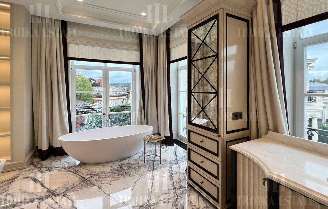 КупитьКоттедж
с отделкойРаздоры-2 5 км метро 