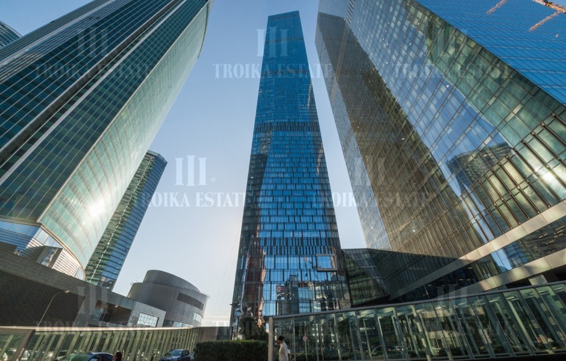 Купить  Пентхаус с отделкой 1-й Красногвардейский пр-д, 21с1 метро Международная