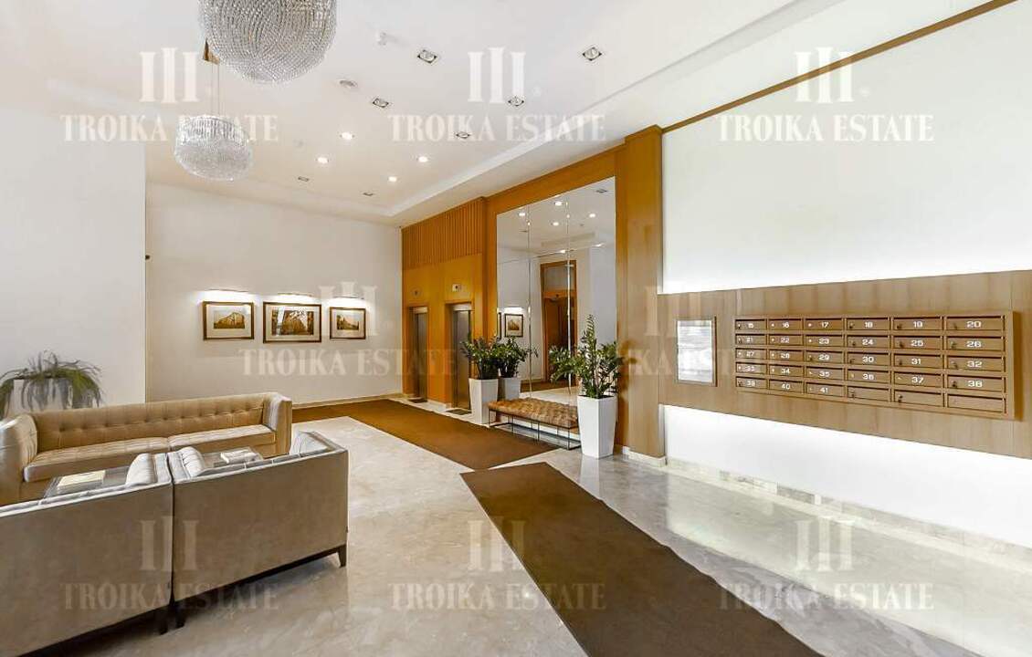 Купить  Квартиру с отделкой Барыковский пер-к 6 метро Кропоткинская