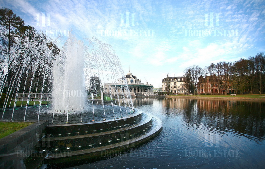 КупитьТаунхаус
с отделкойДовиль 9 км метро 