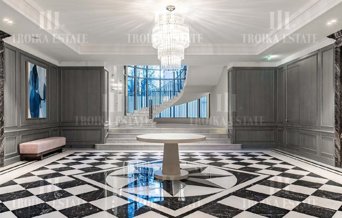 Купить  Квартиру с отделкой Малая Бронная 15 метро Пушкинская