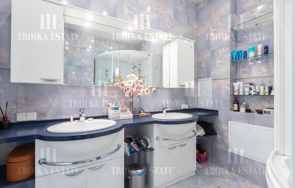 Купить  Квартиру с отделкой Удальцова ул. 85к4 метро Проспект Вернадского